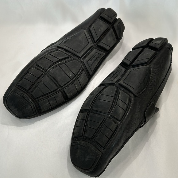 SALVATORE FERRAGAMO Sardegna Nero Pebble Calf Black Driving Loafers - Picture 5 of 6